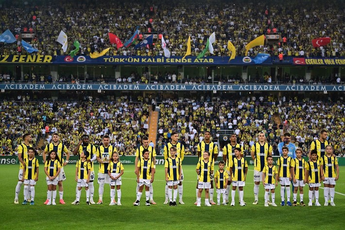 Jose Mourinho'dan Acun Ilıcalı'ya sert tepki: Bize bunu mu layık gördünüz! - Resim: 6