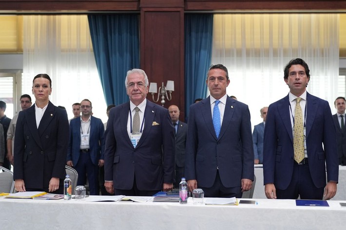 Ali Koç'a gelen Aziz Yıldırım maili deprem etkisi yarattı: Bu densizi üçüncü kez sandığa gömelim başkanım! - Resim: 5