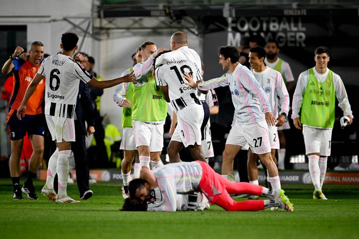 Dursun Özbek'i Filip Kostic ipten aldı! Juventus'un gözbebeği Galatasaray'a imza atmaya geliyor - Resim: 17