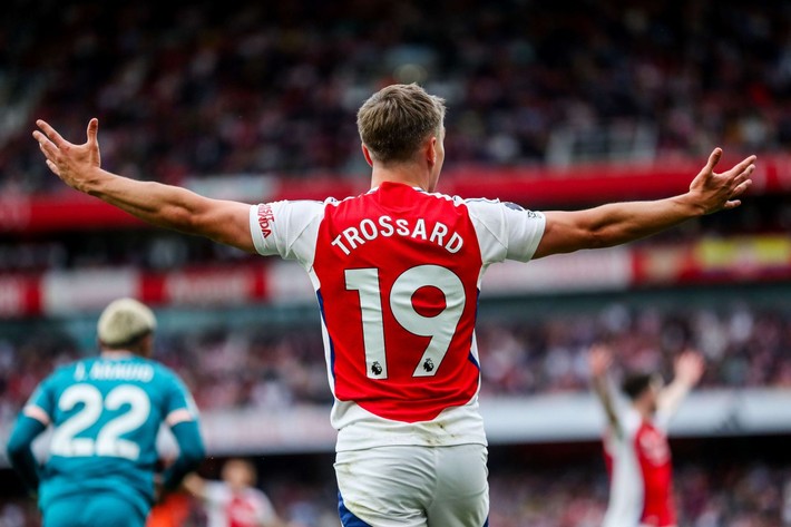 Devin Özek Mesut Özil'in 'Fenerbahçe' algısını bertaraf etti! Arsenal'in yıldızını bitirdi - Resim: 3