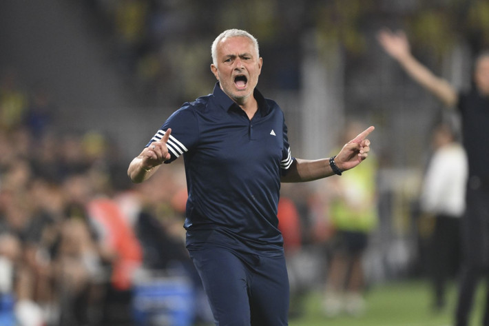 Nihat Kahveci, Fenerbahçe'nin yeni transferine hayran kaldı: Kalite kokuyor - Resim: 6