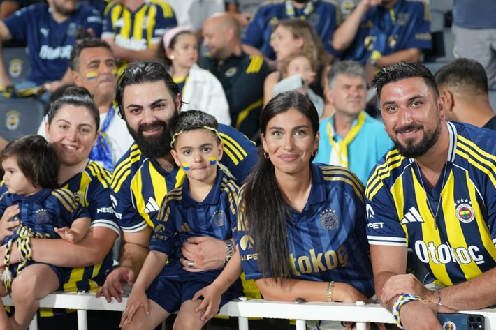 Nihat Kahveci: Birinin uyarması lazım! Çok kırmızı kart yer - Resim: 3