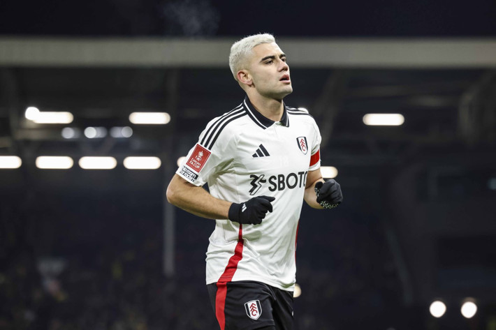 Devin Özek'ten Jose Mourinho'ya tam 12 orta saha teklifi! - Resim: 6
