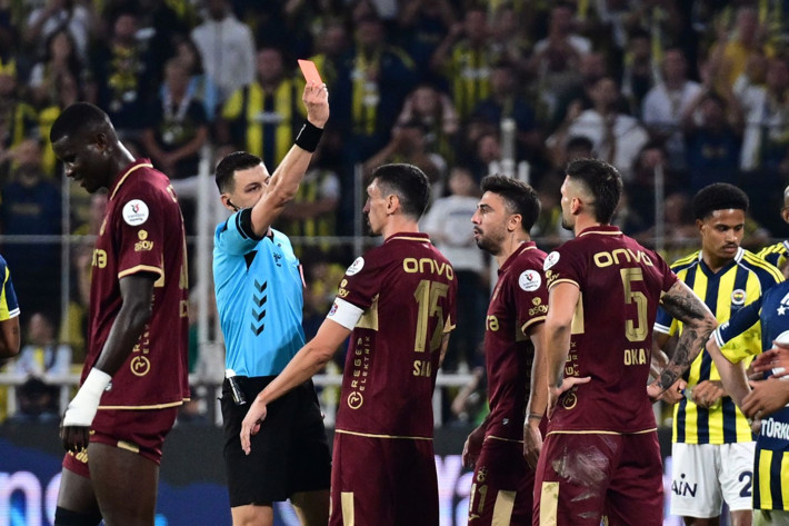 Kadıköy'de Ozan Ergün'ün kararları tepki çekti! İlk paylaşım Trabzonspor'dan geldi - Resim: 2