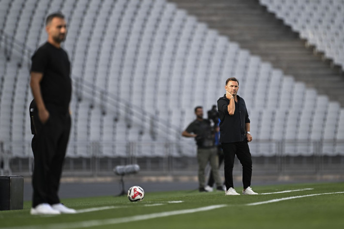 Yıldız futbolcu Okan Buruk'tan kesik yedi! Frankfurt maçında kulübede - Resim: 3