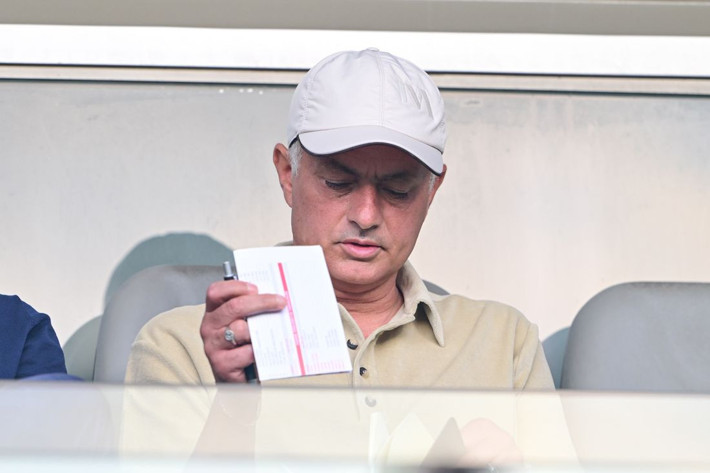 Tedesco, Mourinho enkazını kaldırmak için Samandıra'da yatıp kalkıyor - Resim: 2