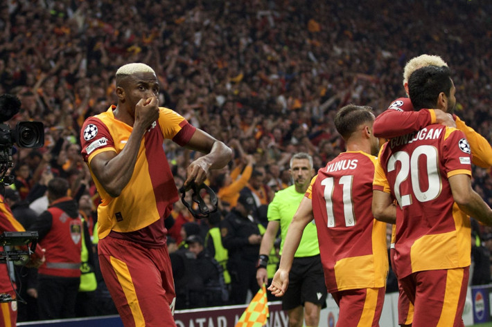 Derbi öncesi sakatlık problemi! İşte Osimhen ve Abraham'ın son durumu - Resim: 2