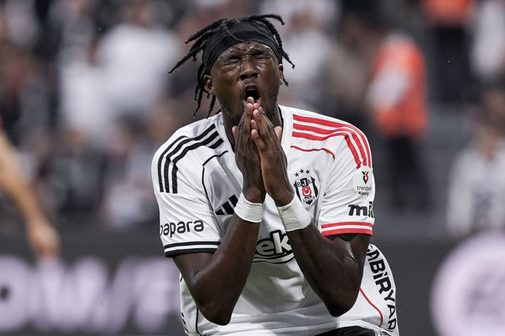 Nihat Kahveci, Beşiktaş maçı sonrası çıldırdı: Kasım ayını bile göremedi - Resim: 3