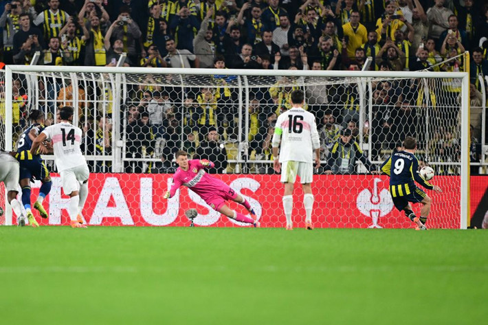 1-0'ı değil İsmail Yüksek - Deniz Undav kavgasını manşet yaptılar: Son düdükten sonra arbede - Resim: 3