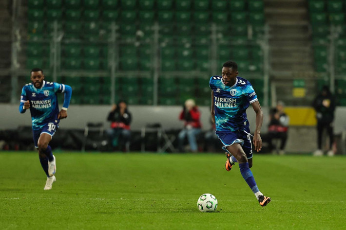 Fenerbahçe yeni yılın ilk transferini gerçekleştirdi! Musaba imzayı attı - Resim: 4