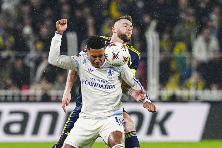 İngiliz basını iki yıldızı öve öve bitiremedi! Sancho etkileyici Bizzot göz alıcı... - Resim: 1