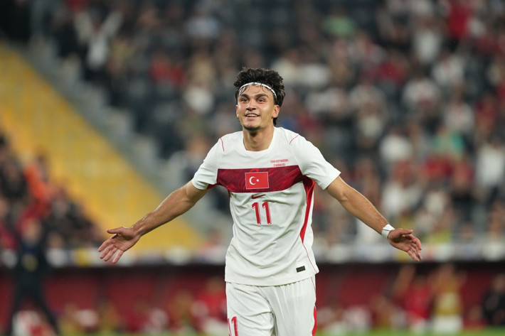Okan Buruk onay verdi! Galatasaray, 2 milli yıldız için vites yükseltti - Resim: 2