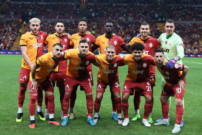 Dursun Özbek Dzeko ve Visca'nın uykularını kaçıran orta saha için görüşmelere başladı! 18 maçta 9 gol 3 asist - Resim: 7