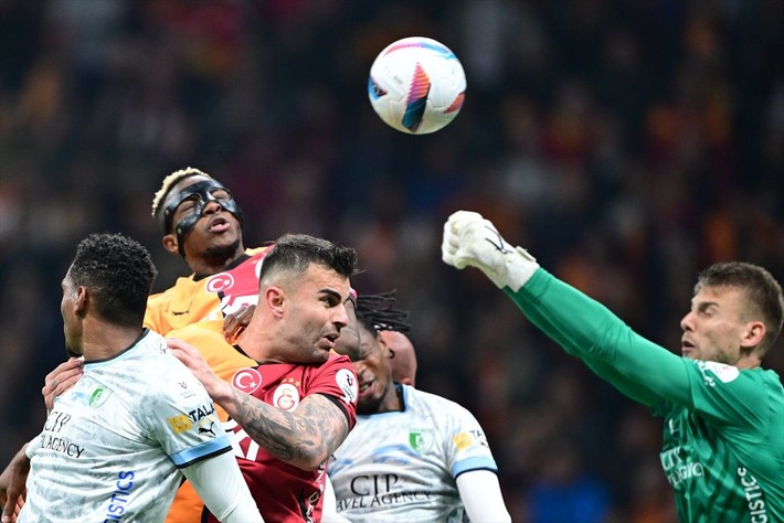 Nihat Kahveci Galatasaray'ın yeni 10 numarasını açıkladı - Resim: 6