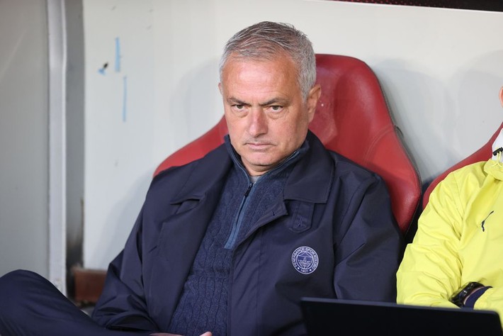 Ali Koç Volkan Demirel'i geri getiriyor: Jose Mourinho ister kabul eder ister gider - Resim: 6