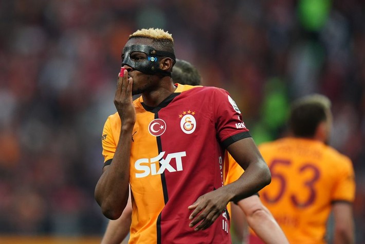 Dursun Özbek 4 transferin acısını çıkardı: Derhal istifa et! - Resim: 6