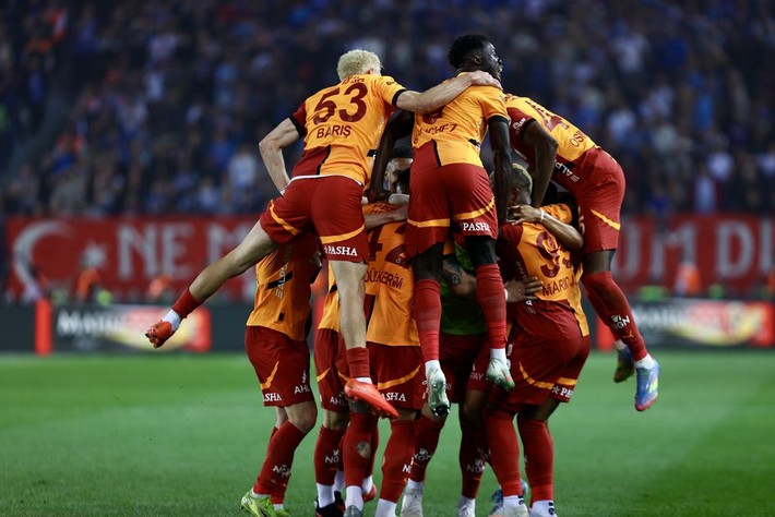 Okan Buruk'tan Arda Güler'i havalara uçuran haber! "Ancelotti'den kurtuldum'' - Resim: 5