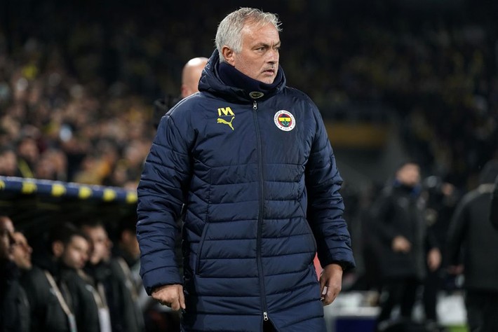 Ali Koç 700 milyon euroluk takımın kalecisini Fenerbahçe'ye getiriyor! Daha 3 sene önce Dünya Kupası kaldırmıştı - Resim: 4