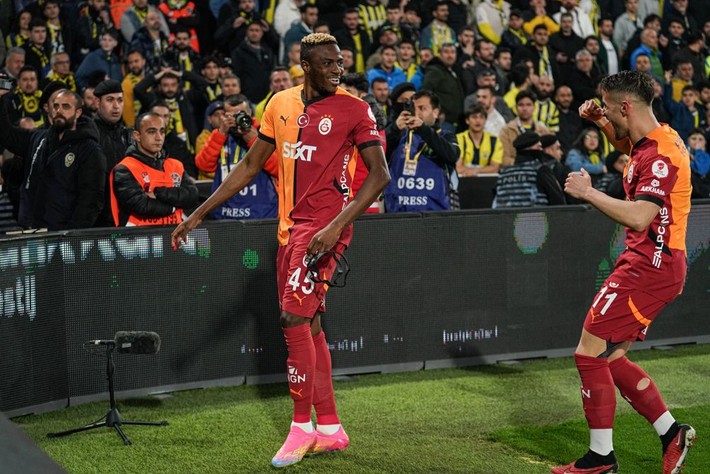 Dursun Özbek'e İsmail Yüksek ve Cengiz Ünder'in menajerinden darbe: Biz Osimhen için 75 M.€ verdik - Resim: 9