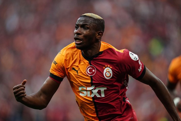 Dursun Özbek 6 futbolcunun hesabını kesti: Kutlamaları yapın sonra kendinize yeni bir kulüp bakın - Resim: 8
