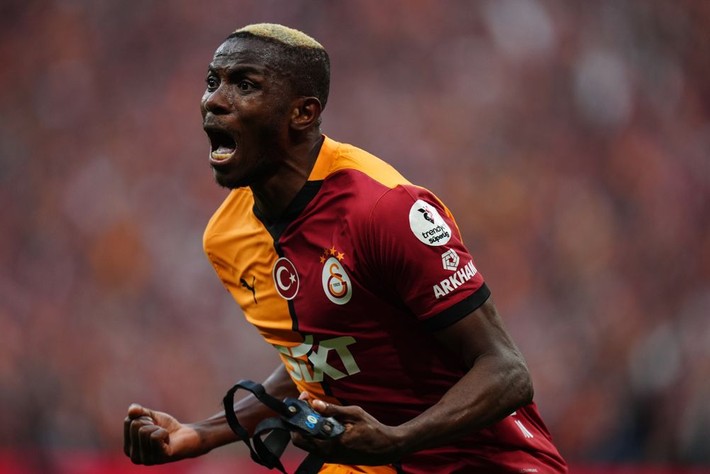 Dursun Özbek 6 futbolcunun hesabını kesti: Kutlamaları yapın sonra kendinize yeni bir kulüp bakın - Resim: 9