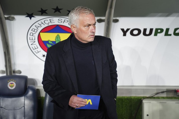Jose Mourinho için 'o paraları sana yedirirler' demişti haklı çıktı! Ali Koç'un sabrı taştı - Resim: 6