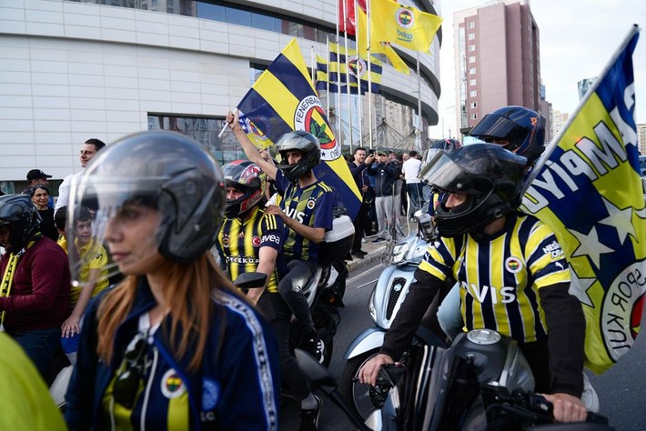 Ali Koç 5 milyon euro harcadı 255 milyon euro kazandı: Fenerbahçe'yi dünya izledi dünya! - Resim: 6