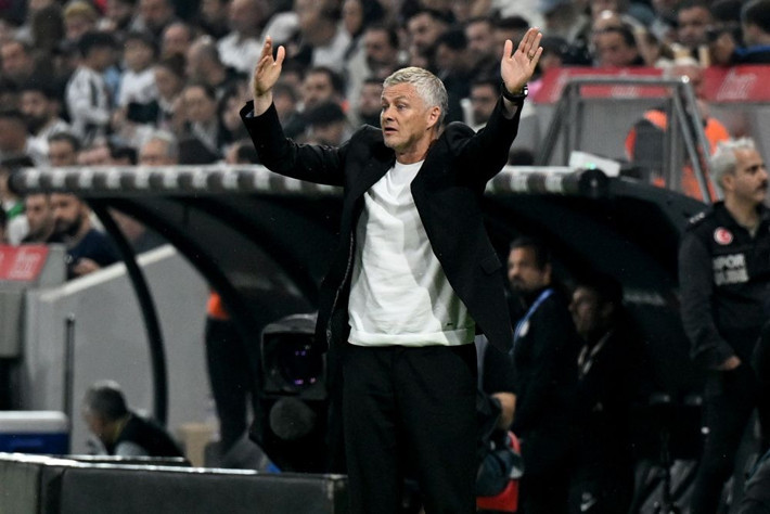 Serdal Adalı Ole Gunnar Solskjaer'i gönderecek: Ne alkışı hocam sen uzayda mı yaşıyorsun - Resim: 8