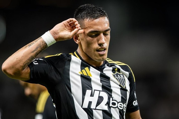 Ali Koç Romulo'nun kanat forveti için 8 milyon euro teklif etti! 61 maçta 5 gol 13 asisti var - Resim: 7