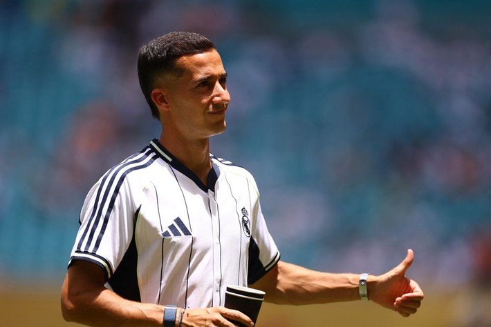 Jose Mourinho'yu Arda Güler kurtardı! 10 yıl R.Madrid forması giyen sağ beki Fener'e yolladı - Resim: 7