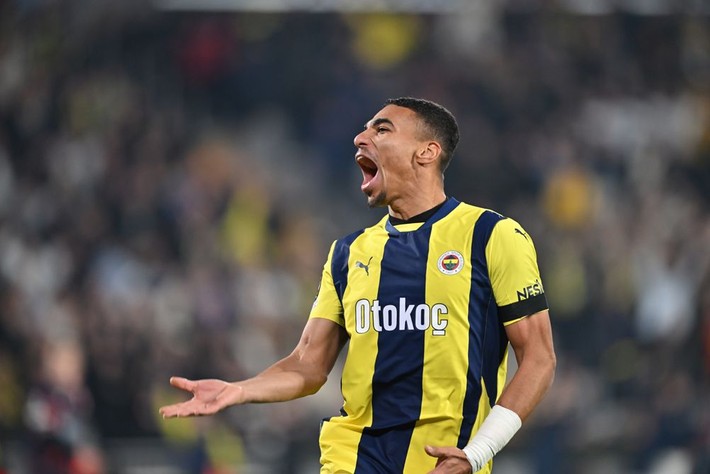 Devin Özek geri adım atmıyor! 25 milyon euro + Djiku - Resim: 4