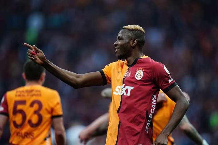 Dursun Özbek Faruk Süren'in uyarısından sonra frene bastı: Osimhen Galatasaray'ı batıracak - Resim: 7