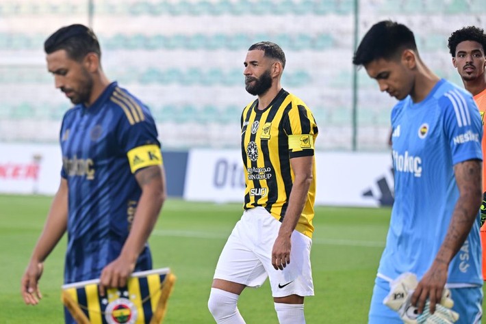 Ali Koç'la Mourinho arasında 'Skriniar-Asensio' tartışması: 10 gün sonra maçımız var sen hala transferleri bitiremedin - Resim: 10