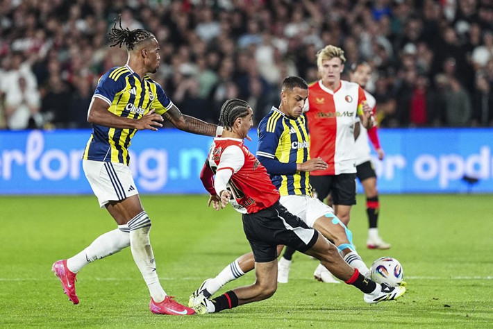 Ali Koç Feyenoord'un yıldızına hayran kaldı: Onun için 30 milyon euro veririm - Resim: 5