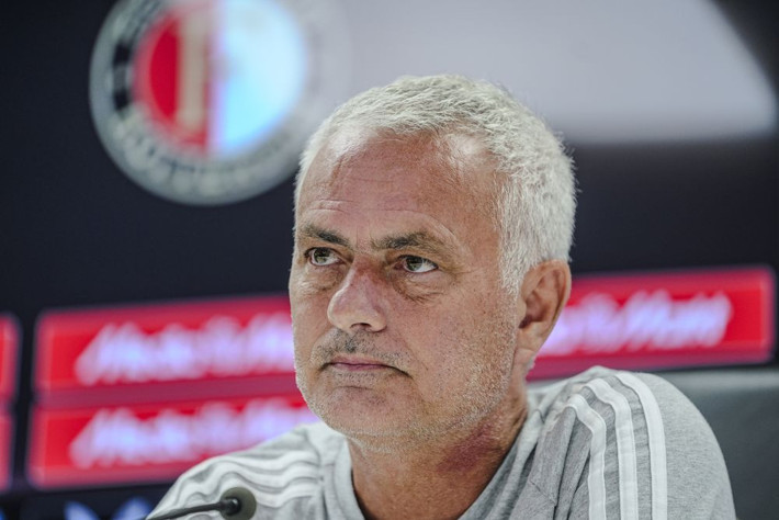 Jose Mourinho'nun yeni takımı belli oldu: Kovulur kovulmaz 530 milyon euroluk takımla anlaştı - Resim: 7