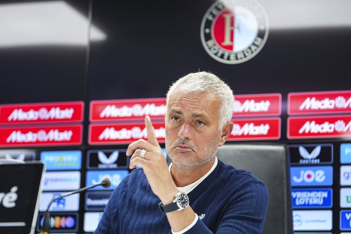 Jose Mourinho'nun yeni takımı belli oldu: Kovulur kovulmaz 530 milyon euroluk takımla anlaştı - Resim: 12