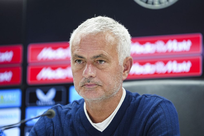 Jose Mourinho'nun yeni takımı belli oldu: Kovulur kovulmaz 530 milyon euroluk takımla anlaştı - Resim: 13