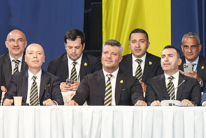 Sadettin Saran'dan 4 Türk yıldızı gönderme kararı: Bunlar çete olmuş! - Resim: 7