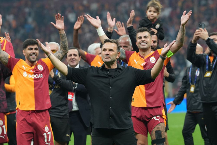 Okan Buruk Eintracht Frankfurt'tan 5 yer yemez Liverpool zaferini aklına koydu - Resim: 1