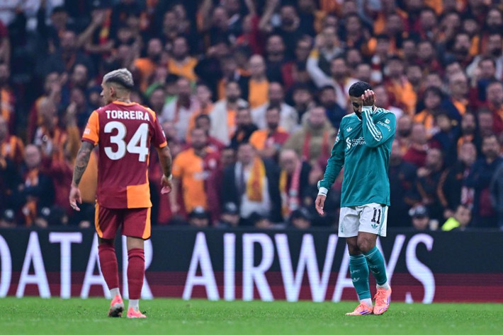 Dursun Özbek Edson Alvarez'in maaşıyla yıldız futbolcunun işini bitirdi! Yeni kontrat kapıda - Resim: 3