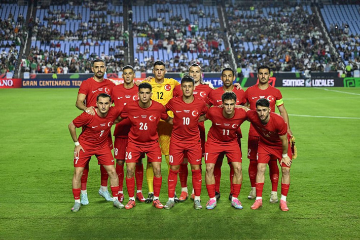 Sadettin Saran Vitor Perira'nın yüzüne bakmadığı 30 M.€'luk stoperi Fenerbahçe'ye geri getiriyor - Resim: 2