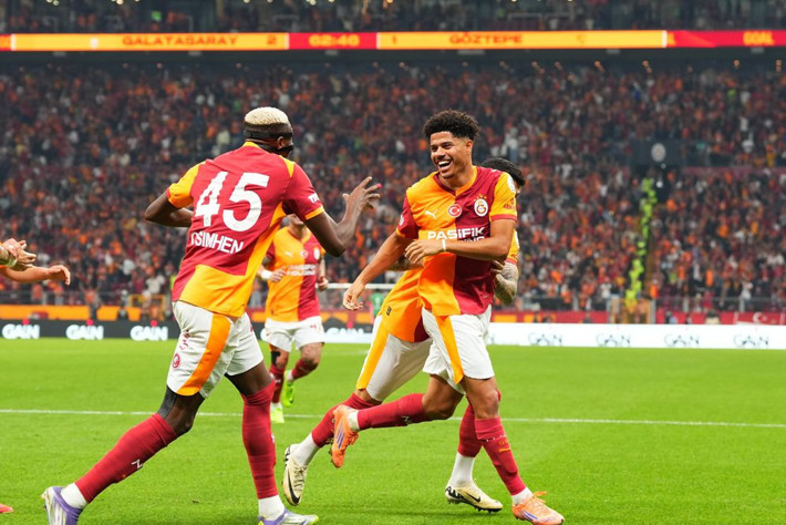 Galatasaray'ın üç yıldızı için 5 Avrupa devi sıraya girdi! Hepsi Amsterdam'a akredite oldu - Resim: 7