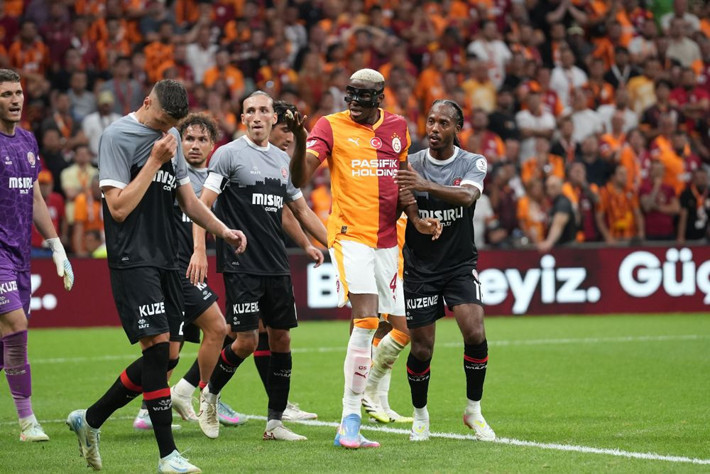 George Gardi Osimhen'i 2, Icardı'yi ise 6 saatte ikna etmiş: Seni almadan gitmeyeceğim - Resim: 16