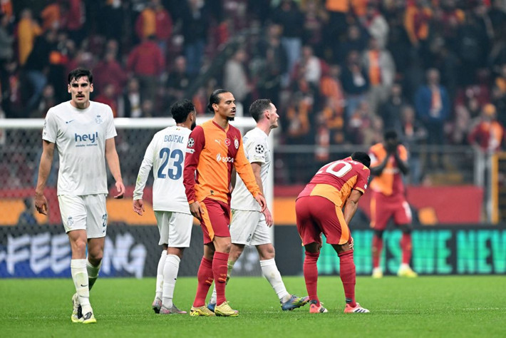 Galatasaray-Union Saint-Gilloise maçından sonra çok konuşulacak sözler: Canın cehenneme... - Resim: 9