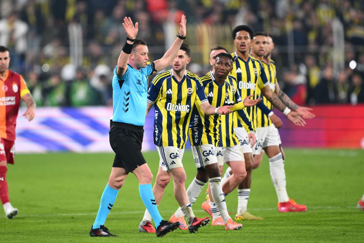 1-1'in ardından Skriniar-Sara pozisyonuna bir tek trio ekibi sarı kart dedi! Yasin Kol'a Caicedo-Merino örneği - Resim: 4