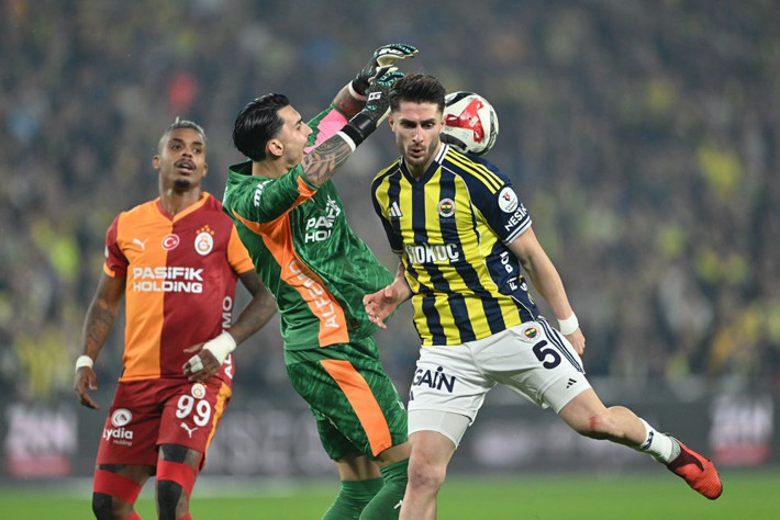 1-1'in ardından Skriniar-Sara pozisyonuna bir tek trio ekibi sarı kart dedi! Yasin Kol'a Caicedo-Merino örneği - Resim: 6