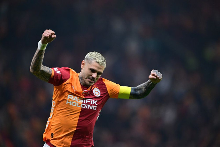 Okan Buruk İcardi'yi prim alsın diye üç, beş dakika oynatıyor! - Resim: 2