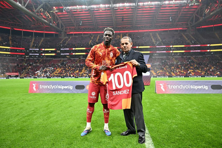 Dursun Özbek bir penaltıyla Sofyan Amrabat ve En Nesyri'yi perişan eden 6-8 transferini bitirdi - Resim: 5