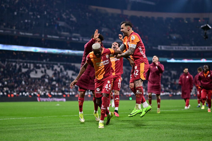 Leroy Sane'nin Rıdvan Yılmaz'a yaptığı harekete bir tek o "kırmızı kart" hatalı dedi! - Resim: 6