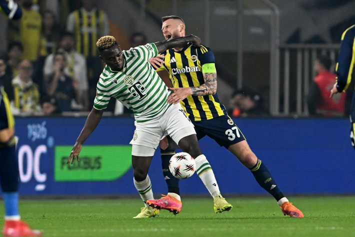 Fenerbahçe'de iki yıldız Beşiktaş maçında kadroda olacak! - Resim: 3